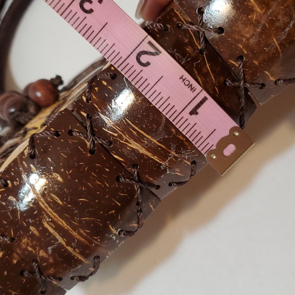 Handcrafted Coconut Shell Handbag - Picture 14 of 14
